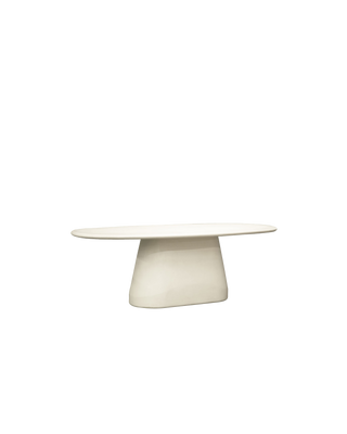 ODEN DINING TABLE
